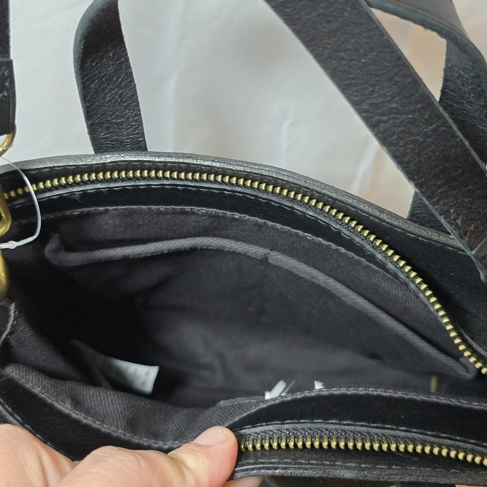 NWT Madewell Black Cow Leather Zip Top Transport Crossbody Bag Top Handle Purse - Picture 15 of 15